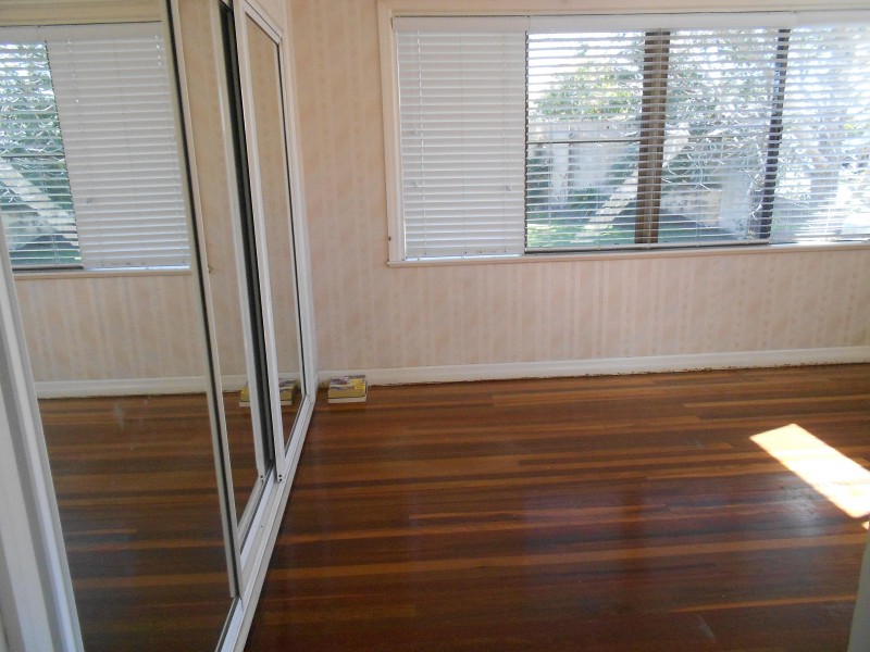 24 KENMORE ROAD, Kenmore QLD 4069