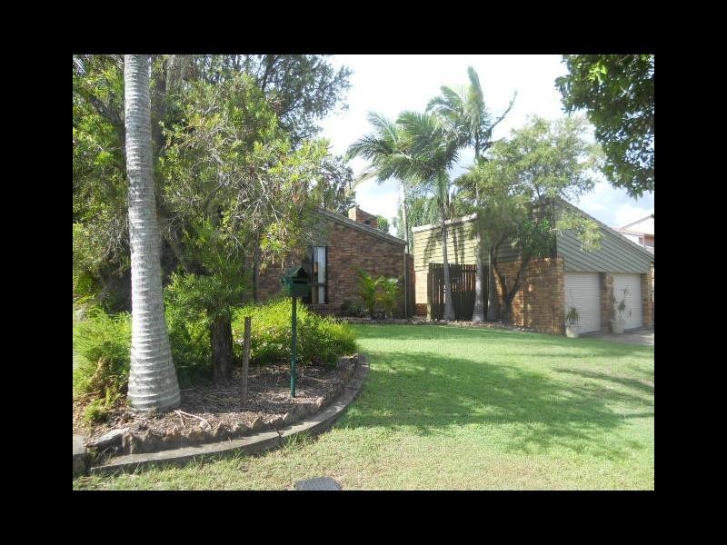 30 KOSCIUSKO STREET, Middle Park QLD 4074