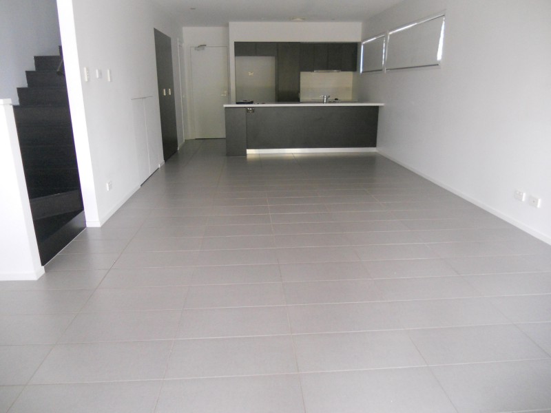 1/53 LAMBERT ROAD, Indooroopilly QLD 4068