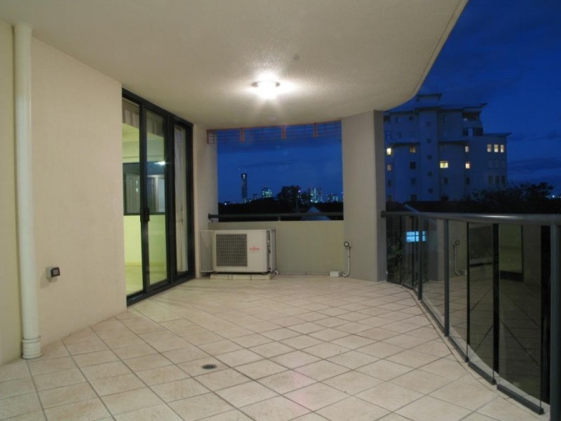 140/7 LAND STREET, Toowong QLD 4066