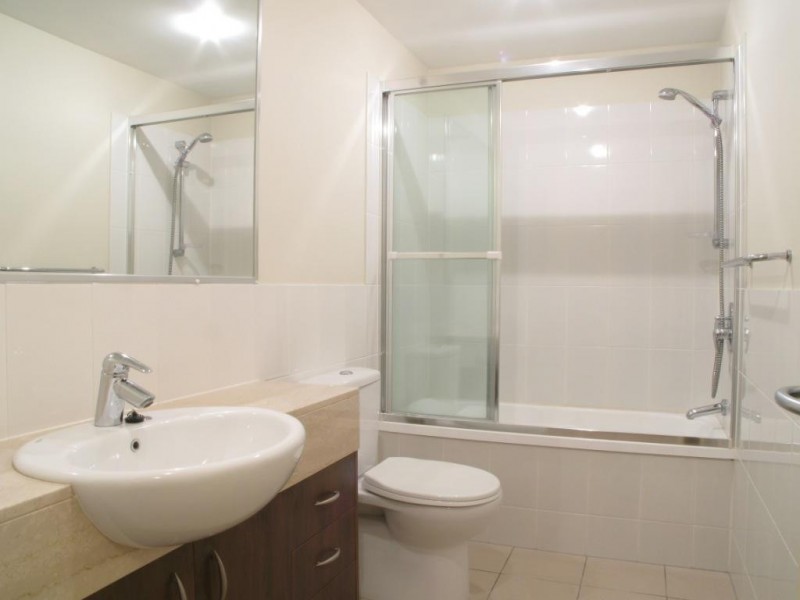 140/7 LAND STREET, Toowong QLD 4066