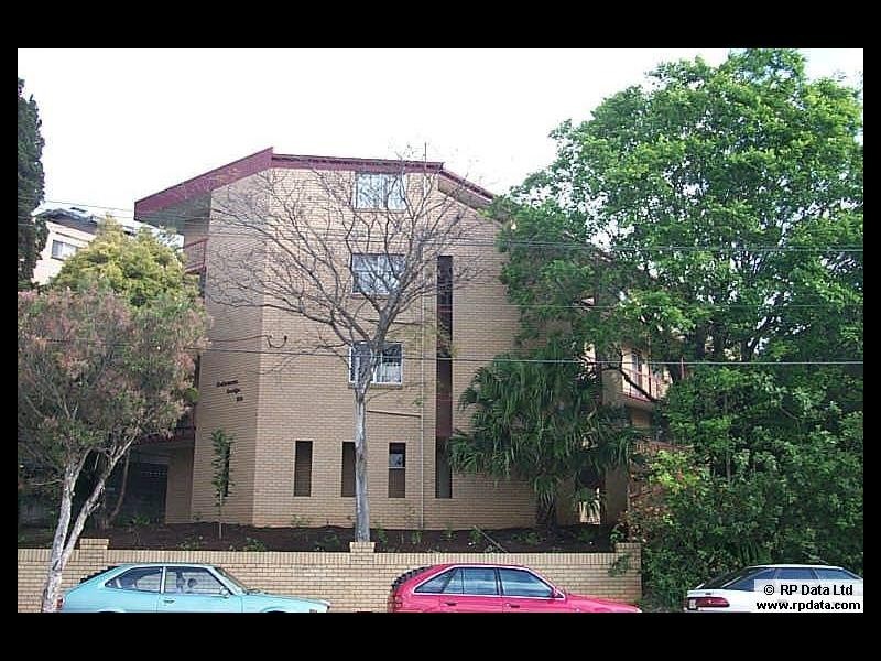 1/30 LANG PDE, Auchenflower QLD 4066