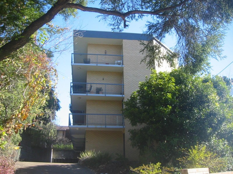 1/30 LANG PDE, Auchenflower QLD 4066