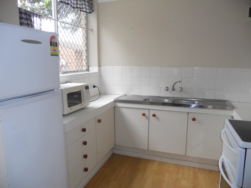 1/30 LANG PDE, Auchenflower QLD 4066