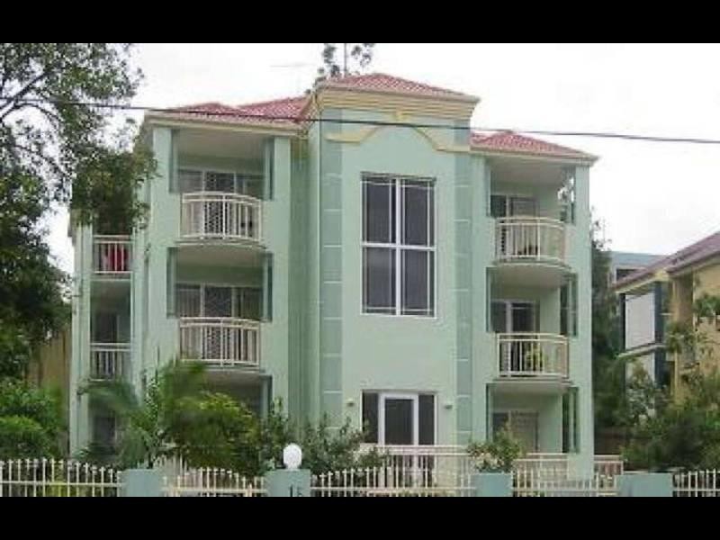 1/16 LISSNER STREET, Toowong QLD 4066