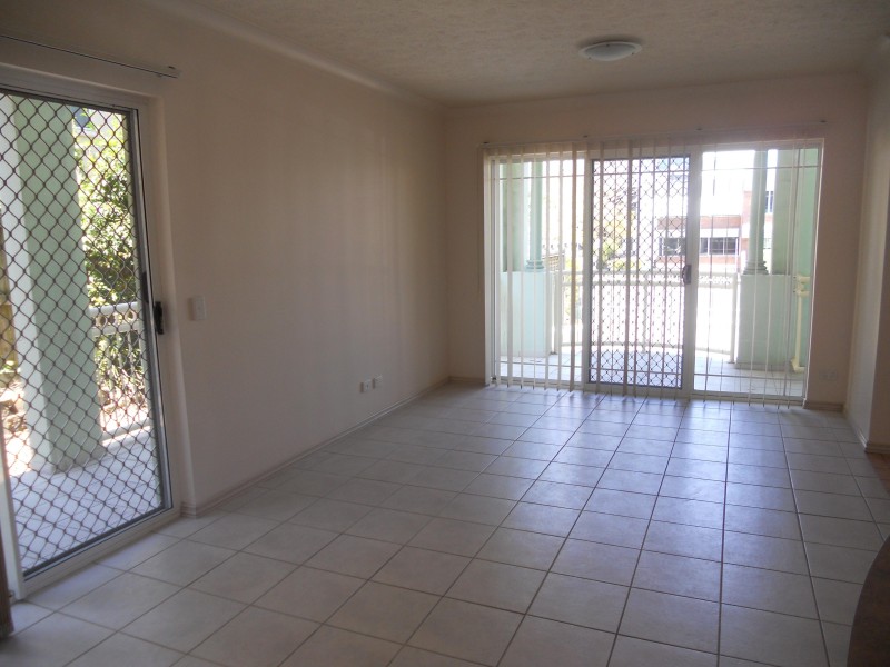 2/16 LISSNER STREET, Toowong QLD 4066