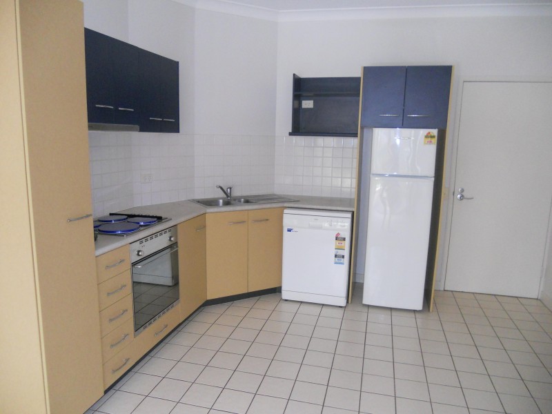 8/32-36 LISSNER ST, Toowong QLD 4066