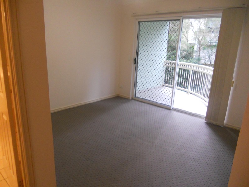 4/16 LISSNER ST, Toowong QLD 4066