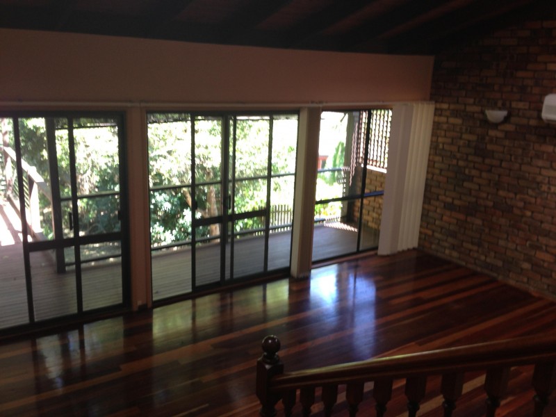 3 LUDLOW STREET, Chapel Hill QLD 4069