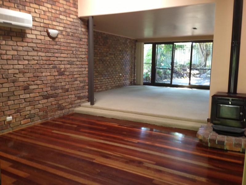 3 LUDLOW STREET, Chapel Hill QLD 4069