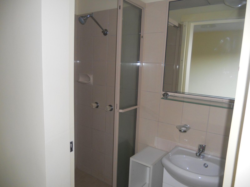 5/134 MACQUARIE STREET, St Lucia QLD 4067