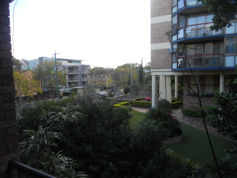 5/134 MACQUARIE STREET, St Lucia QLD 4067