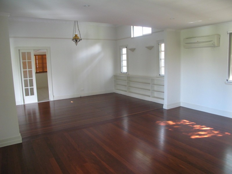 96 MACDONALD STREET, Norman Park QLD 4170