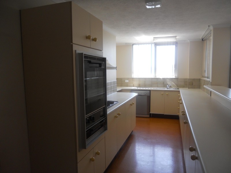 17/122 MACQUARIE STREET, St Lucia QLD 4067