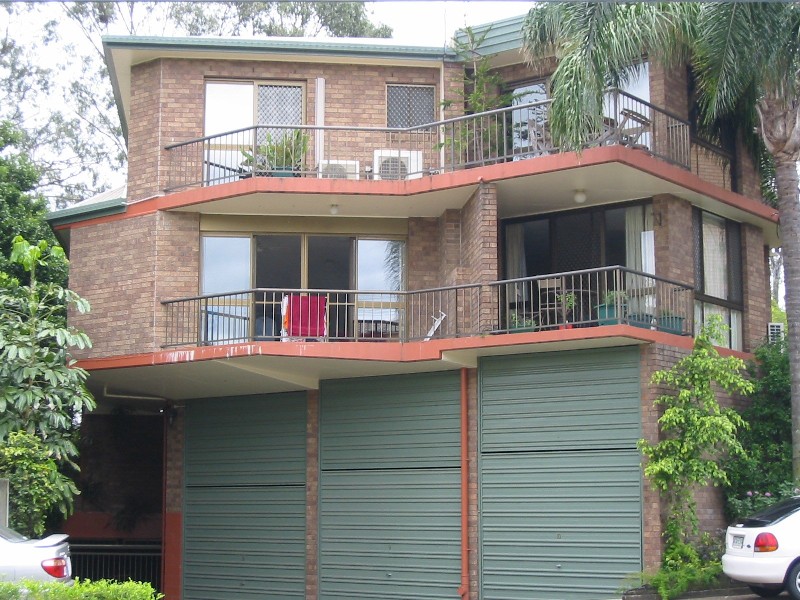 9/134 MACQUARIE STREET, St Lucia QLD 4067