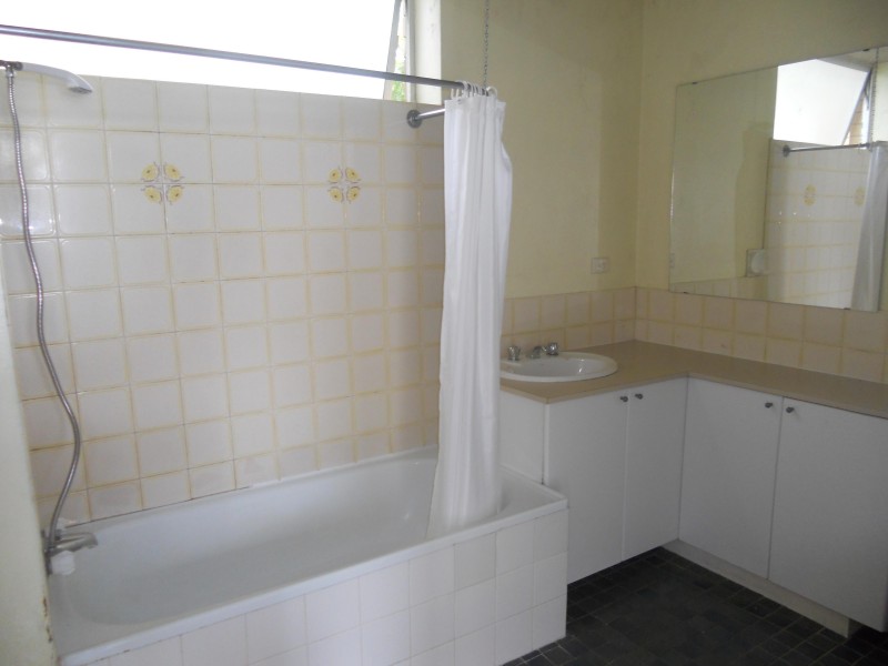 4/20 MCILWRAITH STREET, Auchenflower QLD 4066