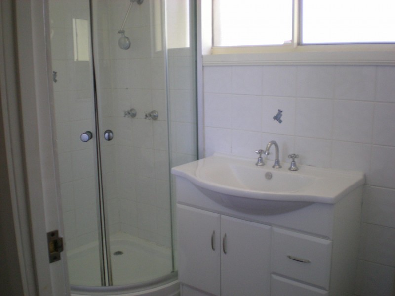 556 MIDDLE ROAD, Greenbank QLD 4124