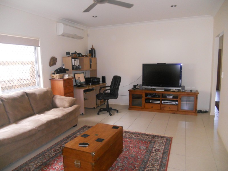 53 GLEN HOLM, Mitchelton QLD 4053