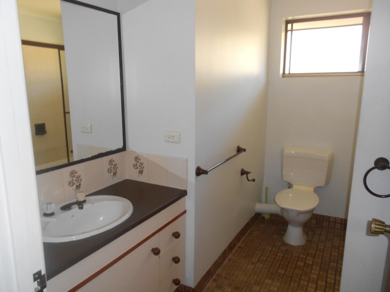 5/24 MITRE ST, St Lucia QLD 4067