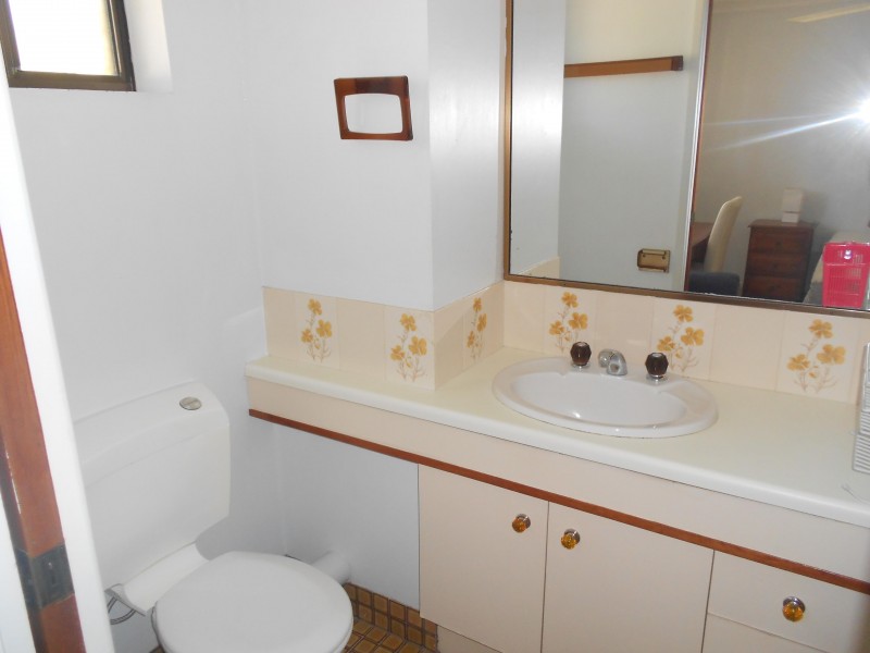5/24 MITRE ST, St Lucia QLD 4067