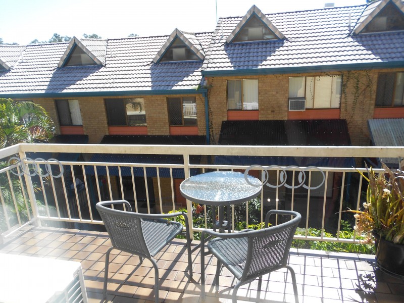 5/24 MITRE ST, St Lucia QLD 4067