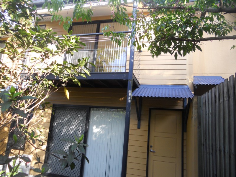 3/255 MOGGILL ROAD, Indooroopilly QLD 4068