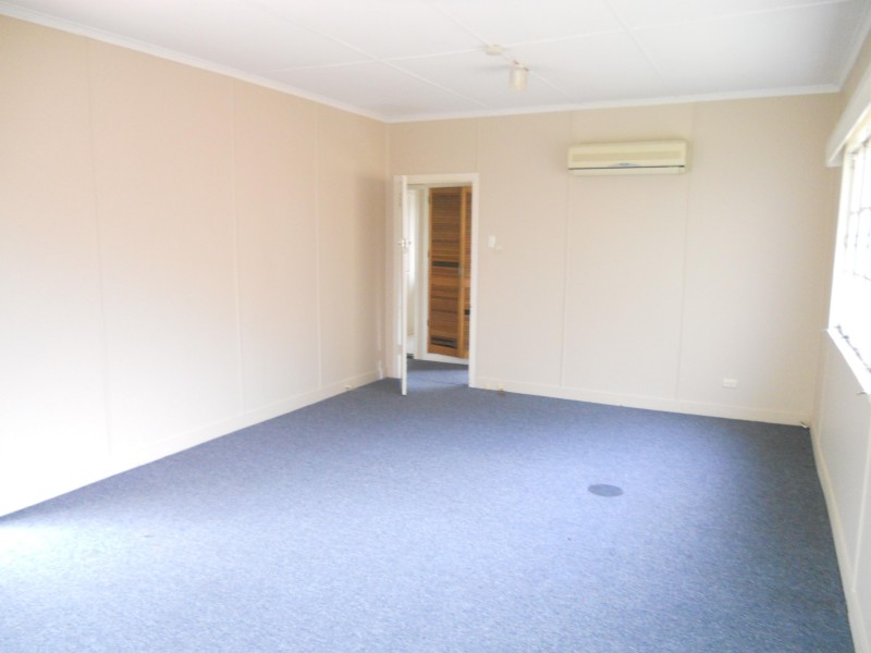 153 BIRDWOOD TCE, Toowong QLD 4066