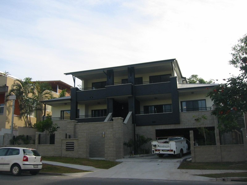 2/17 MUSGRAVE RD, Indooroopilly QLD 4068