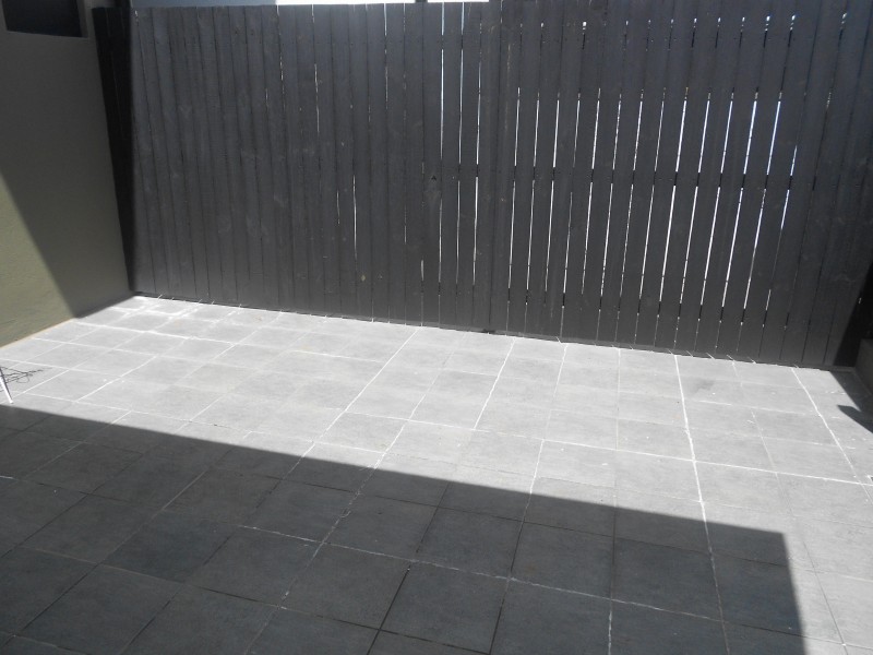 2/17 MUSGRAVE RD, Indooroopilly QLD 4068