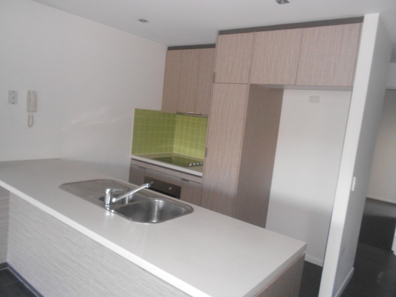 2/17 MUSGRAVE RD, Indooroopilly QLD 4068