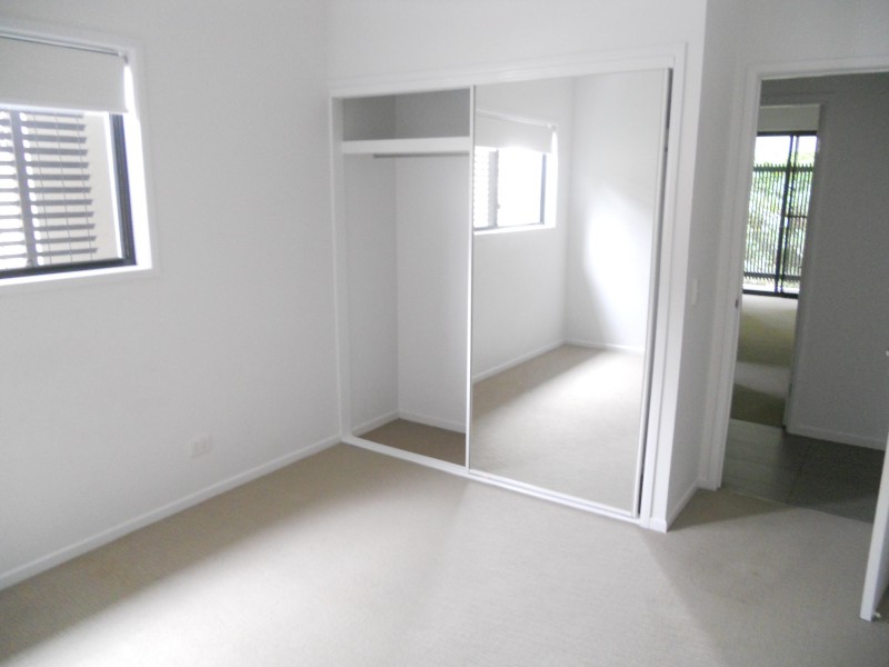 6/17 MUSGRAVE RD, Indooroopilly QLD 4068