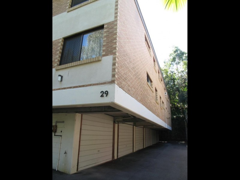 4/29  ORCHARD STREET, Toowong QLD 4066