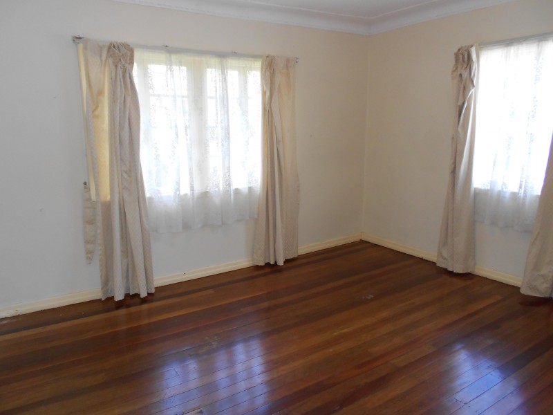 59 ORCHARD TCE, St Lucia QLD 4067