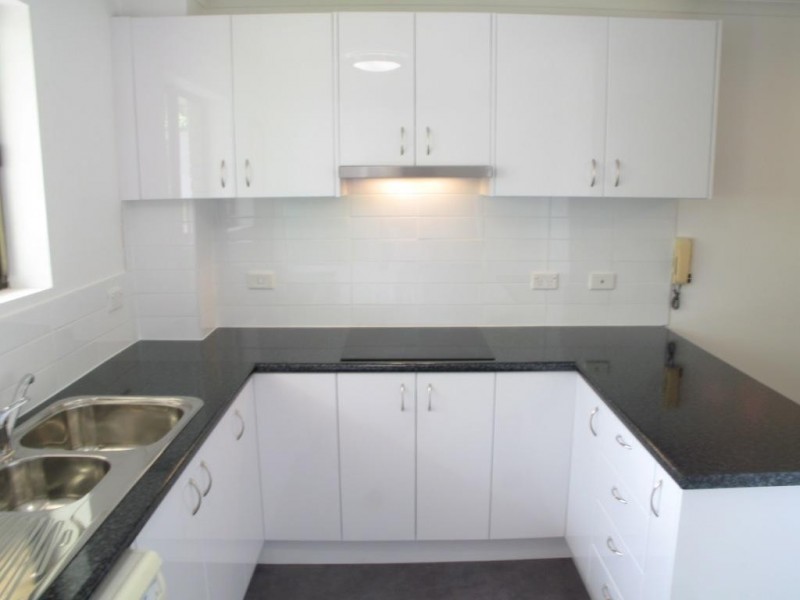 4/71 OXFORD TERRACE, Taringa QLD 4068