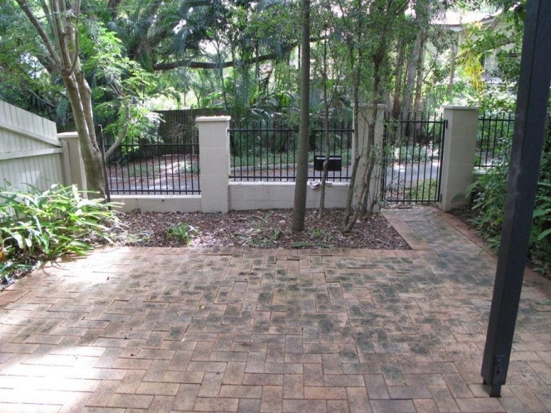 8/49 PARAGON STREET, Yeronga QLD 4104