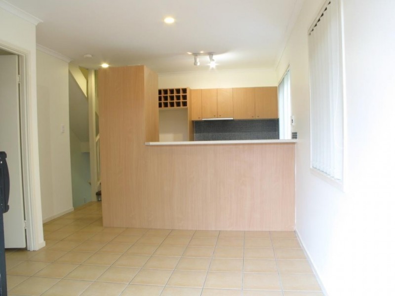 8/49 PARAGON STREET, Yeronga QLD 4104