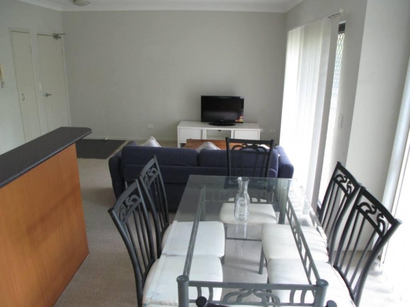 6/29 PAYNE STREET, Indooroopilly QLD 4068