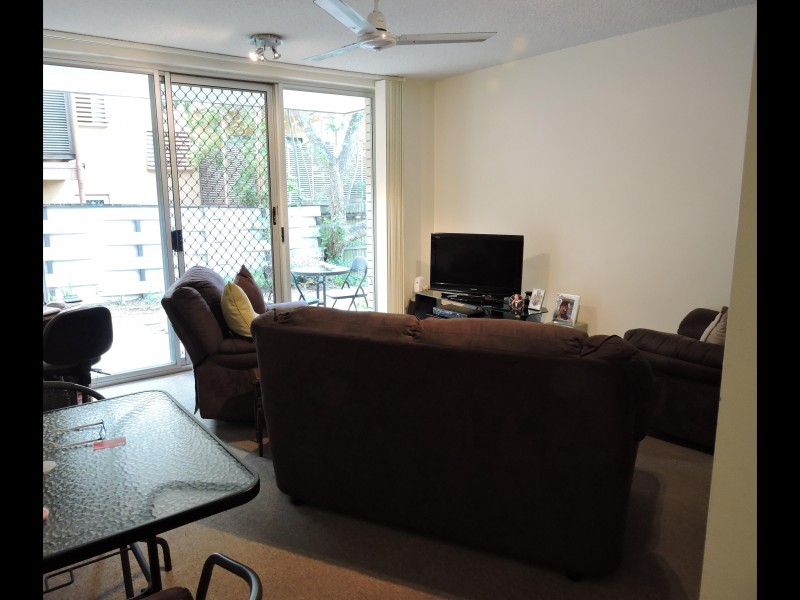3/6 Pioneer Street, Toowong QLD 4066