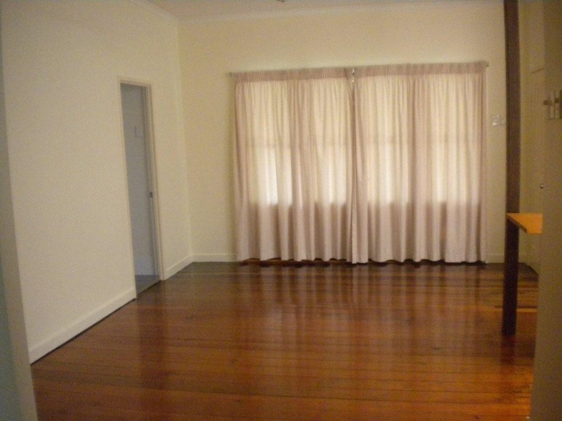 18 PURKISS ST, Toowong QLD 4066