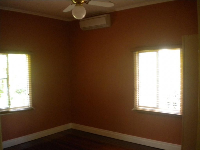 18 PURKISS ST, Toowong QLD 4066