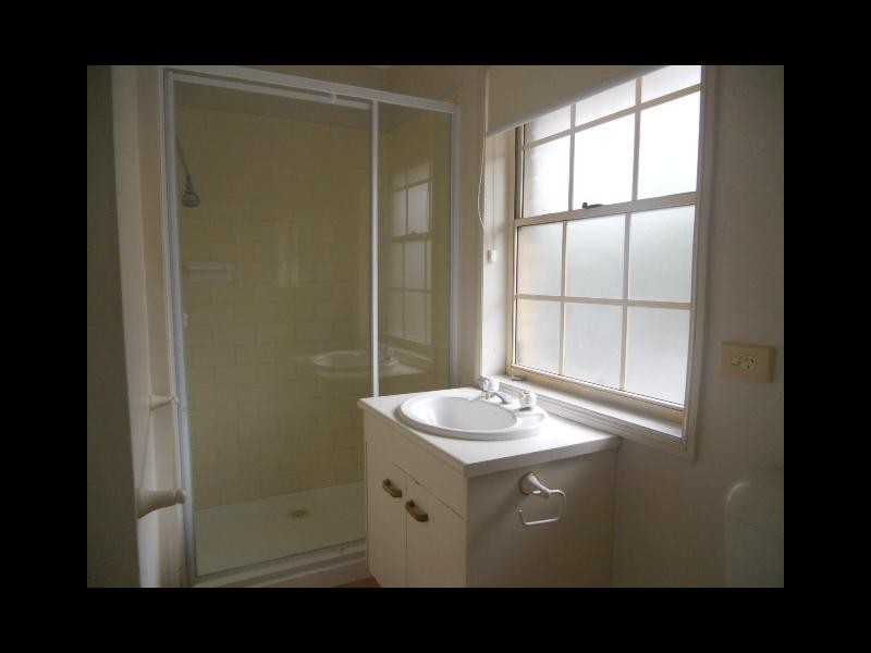 19/8-12 QUINN STREET, Toowong QLD 4066