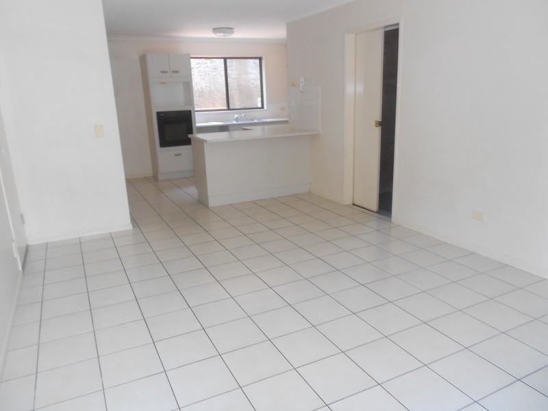 2/8-12 QUINN STREET, Toowong QLD 4066