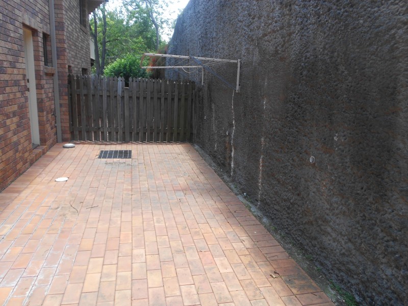 2/8-12 QUINN STREET, Toowong QLD 4066