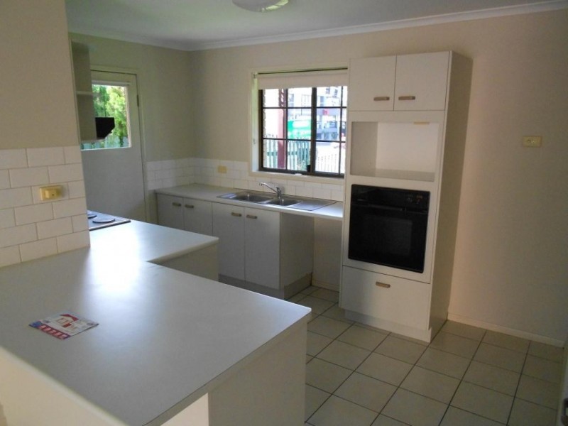 11/8-12 QUINN ST, Toowong QLD 4066