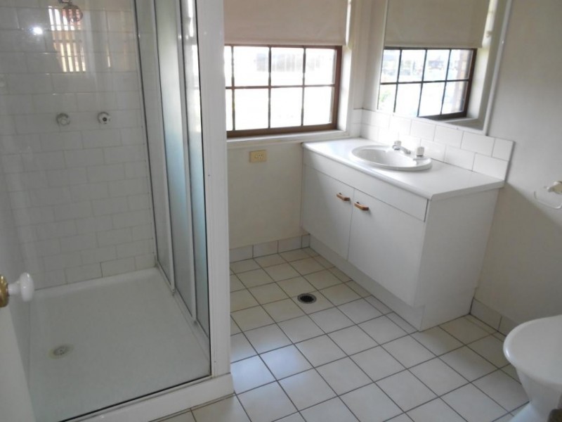 11/8-12 QUINN ST, Toowong QLD 4066