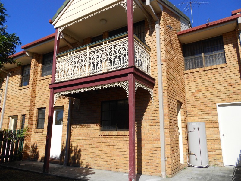 11/8-12 QUINN ST, Toowong QLD 4066