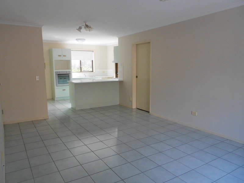 9/8-12 QUINN STREET, Toowong QLD 4066