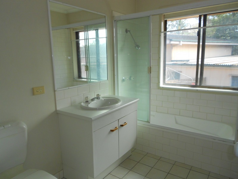 9/8-12 QUINN STREET, Toowong QLD 4066