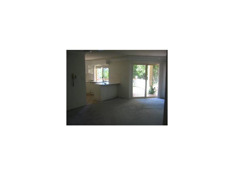 2/58 QUINN STREET, Toowong QLD 4066