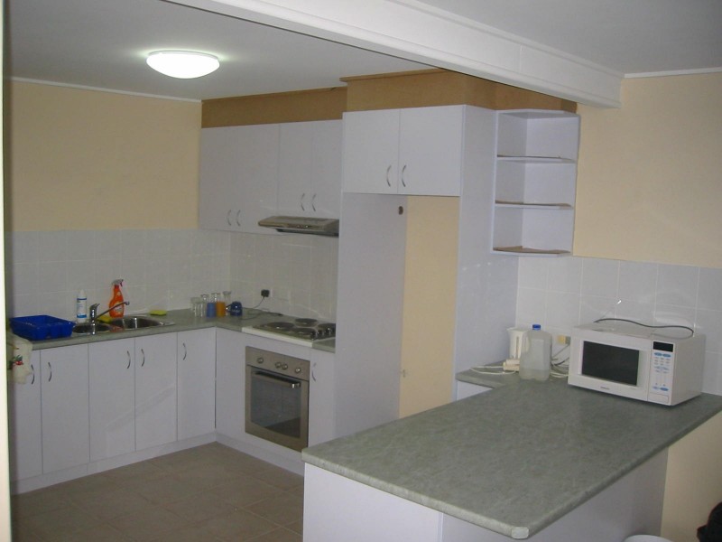 3/25 RAVEN ST, St Lucia QLD 4067